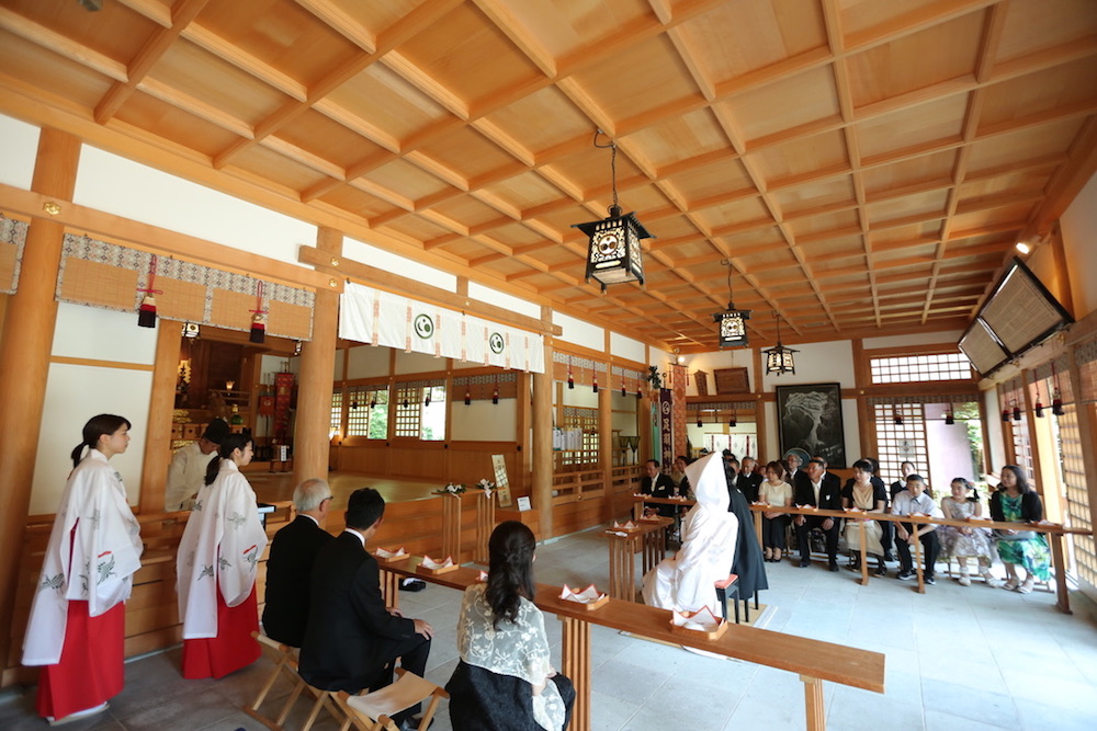 足羽神社の神前結婚式